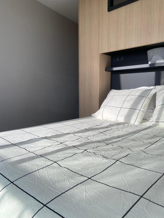 Le Cali, P2 Cabine Dans Une Residence Avec Piscine, Vue Mer Et Parking Prive La Grande Motte Exteriér fotografie
