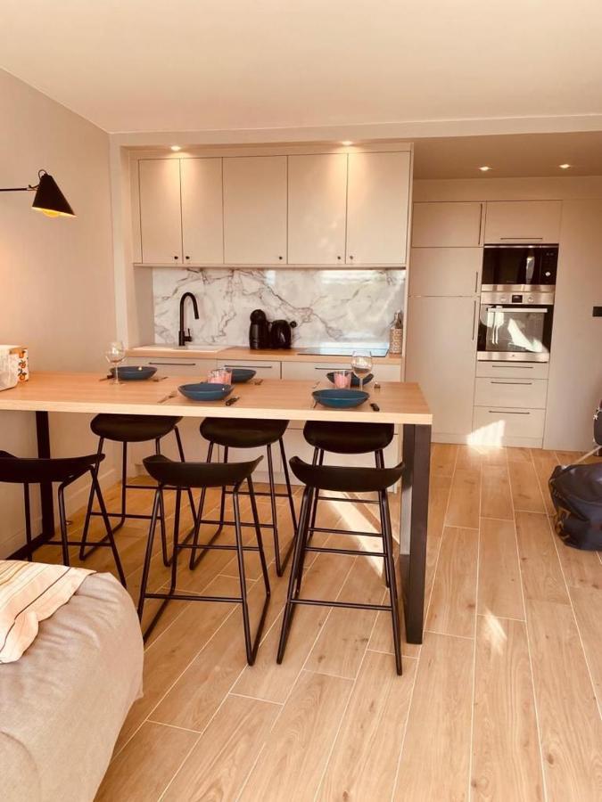 Le Cali, P2 Cabine Dans Une Residence Avec Piscine, Vue Mer Et Parking Prive La Grande Motte Exteriér fotografie