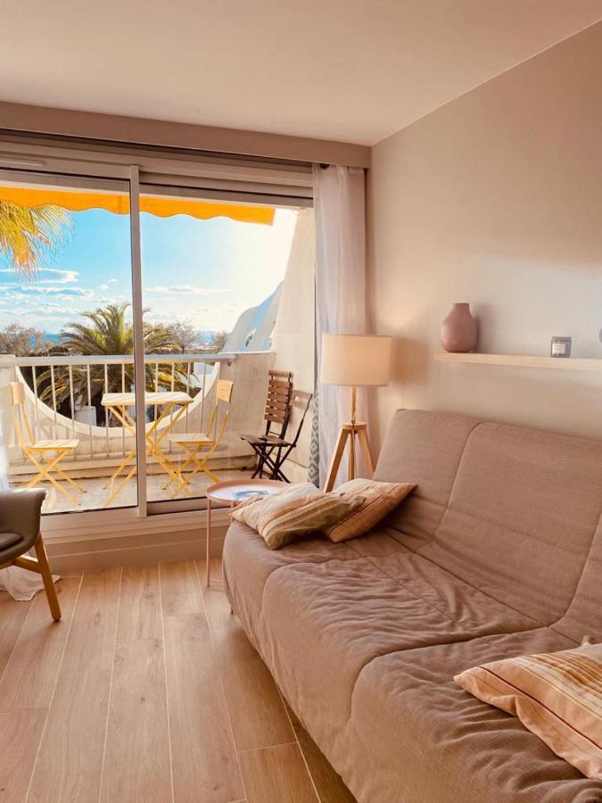 Le Cali, P2 Cabine Dans Une Residence Avec Piscine, Vue Mer Et Parking Prive La Grande Motte Exteriér fotografie